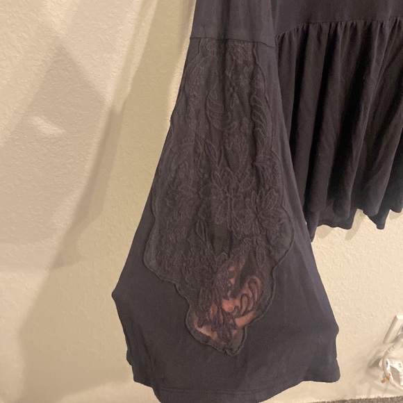 American eagle outfitters black open back top - Picture 4 of 8